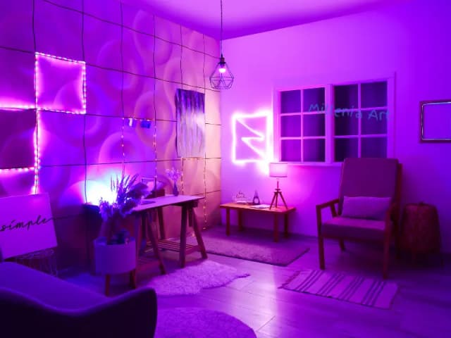 Tips Dekorasi Ruangan dengan Neon Box